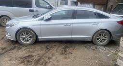 Hyundai Sonata 2015 года за 6 400 000 тг. в Астана – фото 2