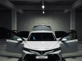 Toyota Camry 2020 года за 16 500 000 тг. в Актау – фото 4