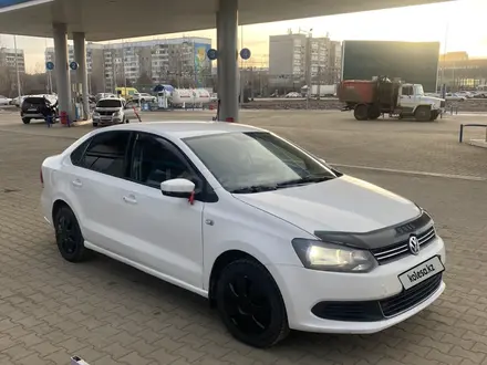 Volkswagen Polo 2011 года за 3 800 000 тг. в Уральск – фото 2