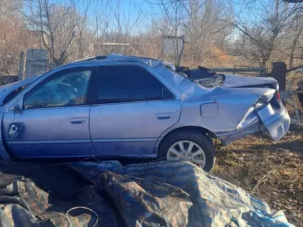 Toyota Camry 1998 года за 1 500 000 тг. в Ушарал – фото 10