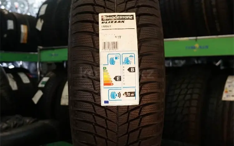 225-60-17 Bridgestone Blizzak LM001 за 75 000 тг. в Алматы