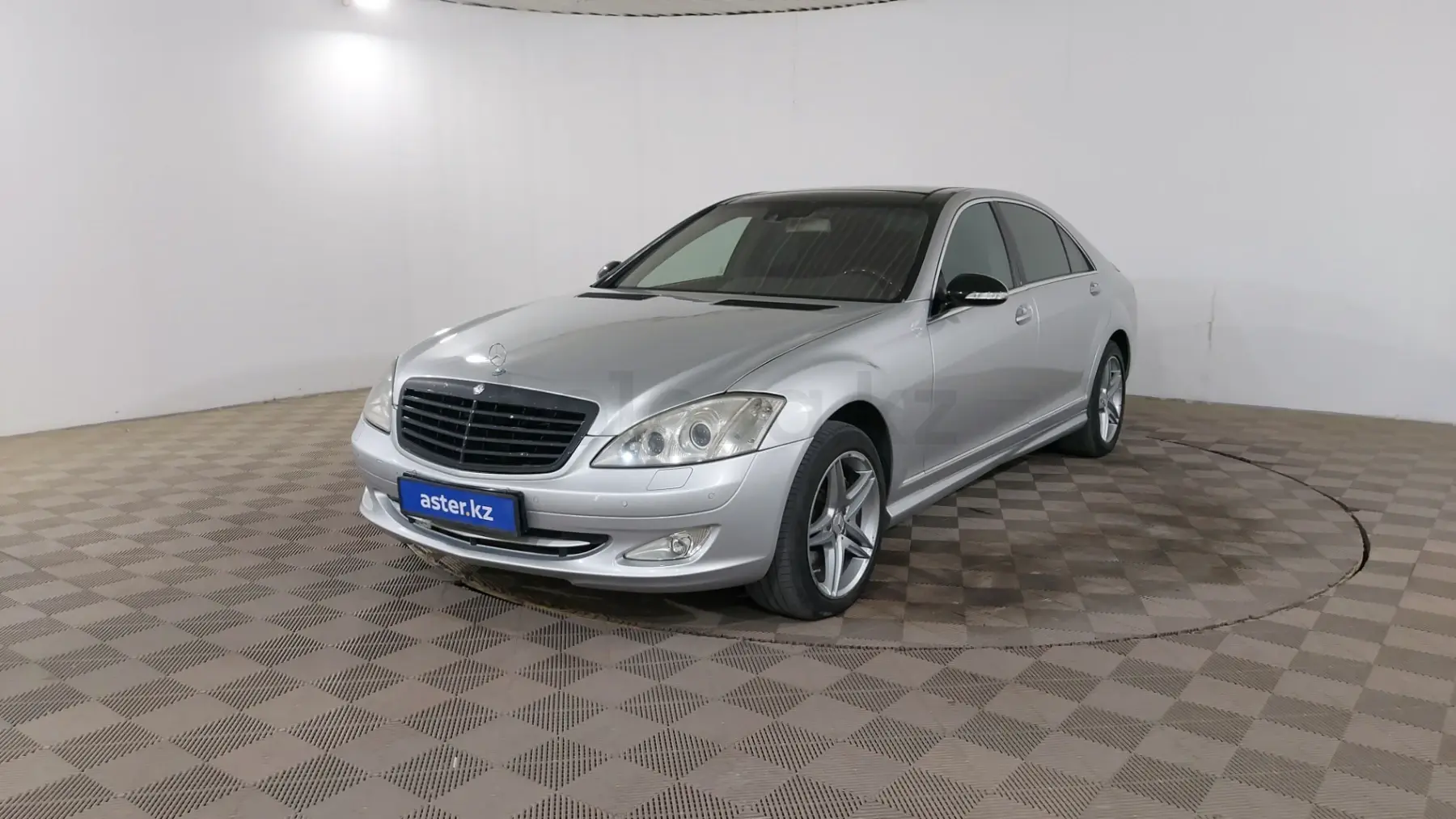 Mercedes-Benz S-Class, 2006