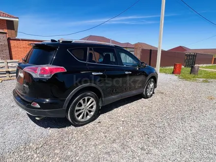 Toyota RAV4 2016 года за 7 350 000 тг. в Актобе – фото 7