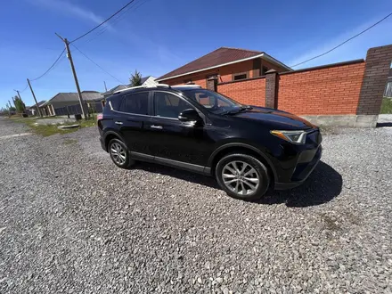 Toyota RAV4 2016 года за 7 350 000 тг. в Актобе – фото 5