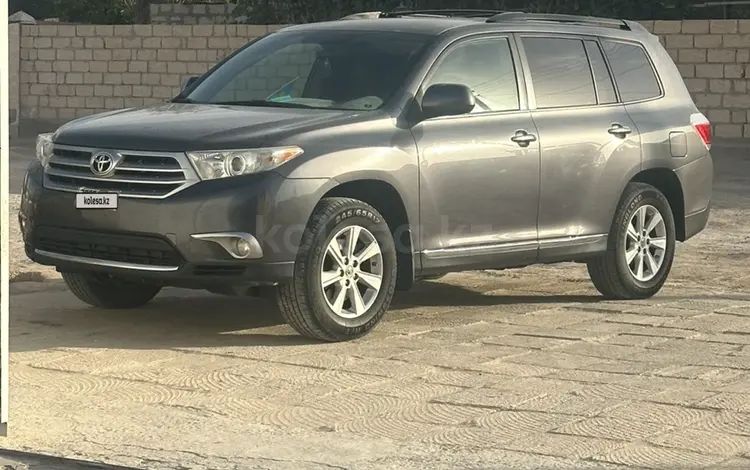 Toyota Highlander 2011 годаүшін7 800 000 тг. в Жанаозен