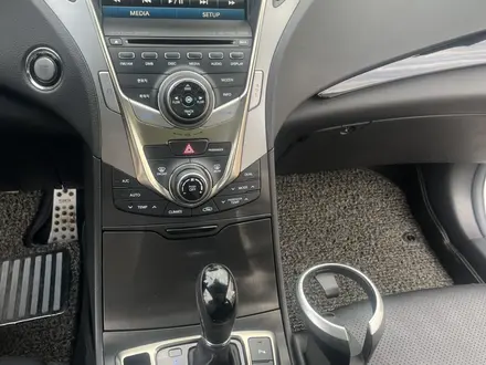 Hyundai Grandeur 2012 года за 8 500 000 тг. в Алматы – фото 17