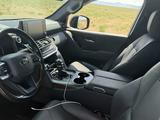Toyota Land Cruiser 2022 года за 51 000 000 тг. в Шымкент – фото 3