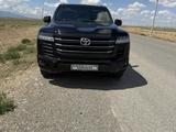Toyota Land Cruiser 2022 года за 51 000 000 тг. в Шымкент – фото 2