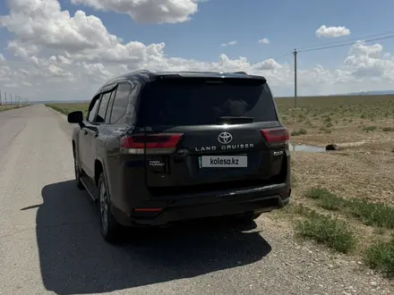 Toyota Land Cruiser 2022 года за 51 000 000 тг. в Шымкент – фото 6