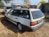 Volkswagen Passat 1993 годаүшін890 000 тг. в Павлодар – фото 2
