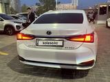 Lexus ES 250 2020 годаfor20 500 000 тг. в Атырау