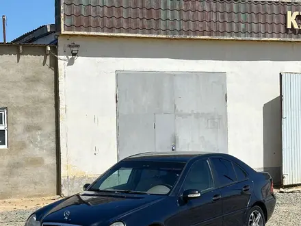 Mercedes-Benz C 200 2001 года за 1 800 000 тг. в Бейнеу