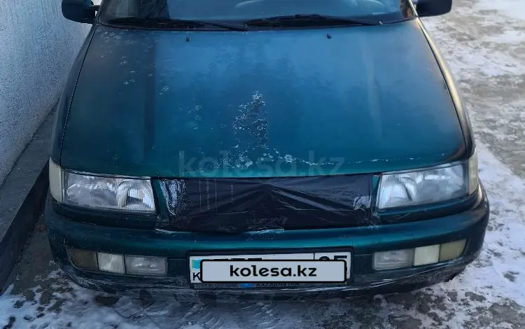 Volkswagen Passat 1994 годаүшін1 700 000 тг. в Алматы