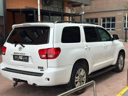 Toyota Sequoia 2015 года за 29 700 000 тг. в Астана – фото 4