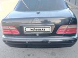 Mercedes-Benz E 320 1996 года за 3 000 000 тг. в Тараз – фото 2