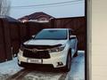 Toyota Highlander 2014 годаfor17 000 000 тг. в Актобе