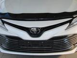 Дефлектор капота Toyota Camry 70 75 мухобойка новая на Toyota Camry за 29 000 тг. в Астана
