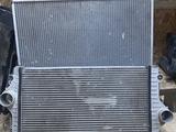 Радиатор интеркулера и основной радиатор. Турбодизель 1кд за 15 000 тг. в Алматы