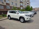 Toyota Land Cruiser Prado 2023 года за 28 384 099 тг. в Актобе