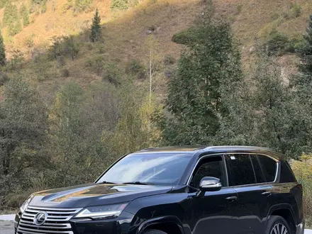 Lexus LX 600 2024 года за 75 000 000 тг. в Алматы – фото 6