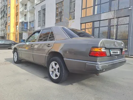 Mercedes-Benz E 200 1993 годаүшін1 500 000 тг. в Алматы – фото 7