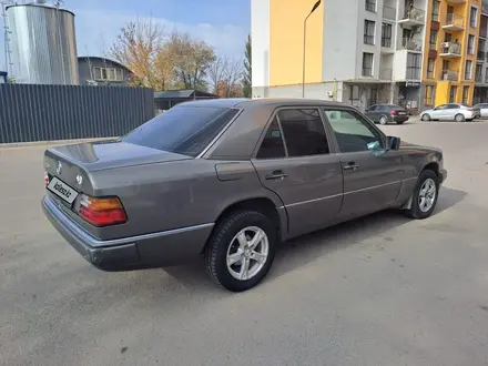 Mercedes-Benz E 200 1993 годаүшін1 500 000 тг. в Алматы – фото 8