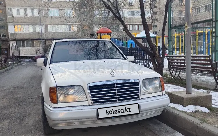 Mercedes-Benz E 220 1993 года за 1 400 000 тг. в Шымкент