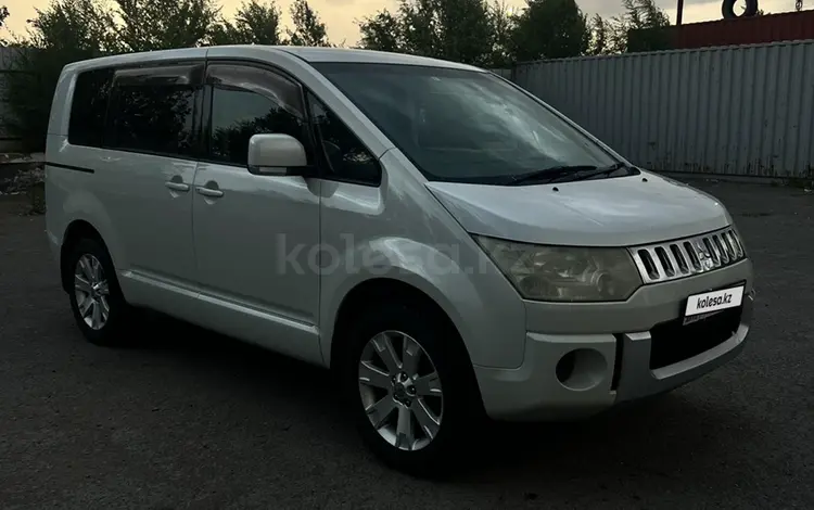 Mitsubishi Delica 2007 годаfor6 500 000 тг. в Караганда