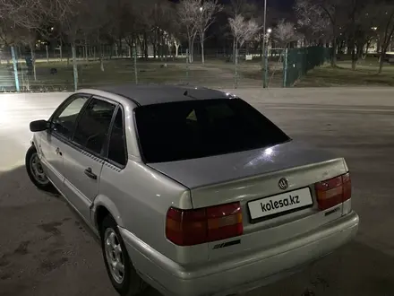 Volkswagen Passat 1994 года за 1 600 000 тг. в Караганда – фото 4
