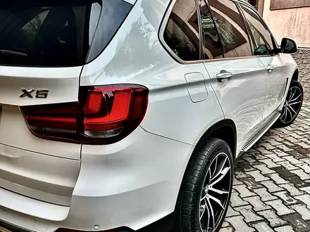 BMW X5 2015 года за 15 000 000 тг. в Алматы – фото 4