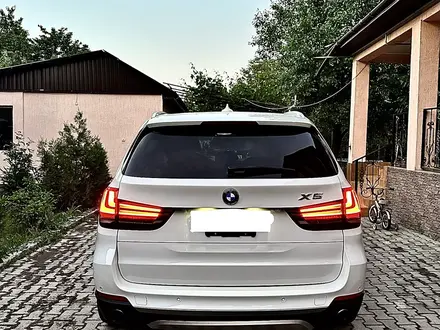 BMW X5 2015 года за 15 000 000 тг. в Алматы – фото 23