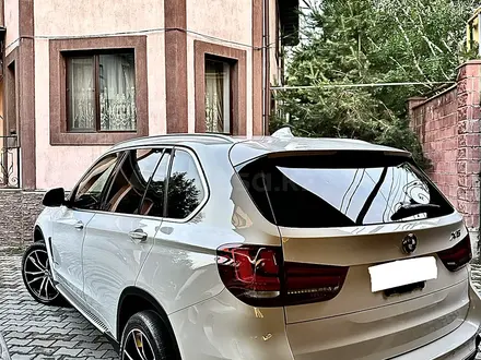 BMW X5 2015 года за 15 000 000 тг. в Алматы – фото 25