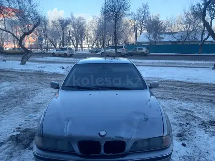 BMW 523 1996 года за 1 750 000 тг. в Астана – фото 4