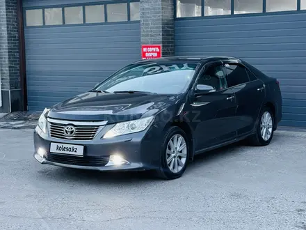 Toyota Camry 2012 года за 10 000 000 тг. в Шымкент