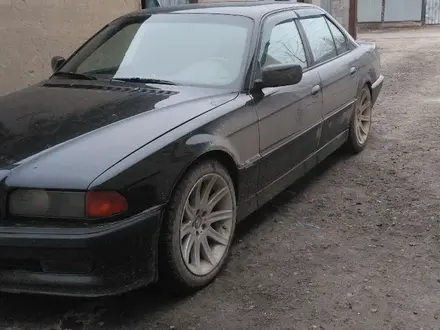 BMW 740 1995 года за 3 500 000 тг. в Ават (Енбекшиказахский р-н) – фото 5