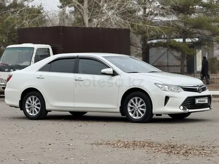 Toyota Camry 2015 года за 10 800 000 тг. в Павлодар – фото 44