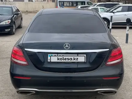 Mercedes-Benz E 200 2016 годаүшін17 000 000 тг. в Актау – фото 3