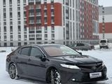 Toyota Camry 2018 года за 11 700 000 тг. в Астана – фото 3