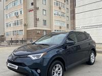 Toyota RAV4 2017 года за 12 500 000 тг. в Актау