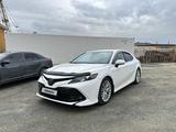 Toyota Camry 2020 года за 12 300 000 тг. в Актау