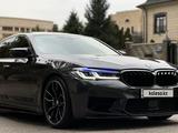 BMW 540 2018 года за 21 500 000 тг. в Алматы – фото 3