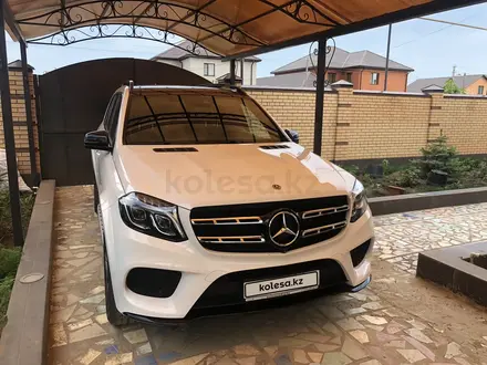 Mercedes-Benz GLS 400 2018 года за 29 000 000 тг. в Алматы