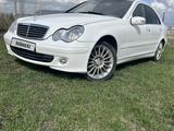 Mercedes-Benz C 240 2004 года за 3 900 000 тг. в Усть-Каменогорск