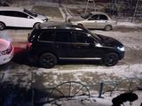 Volkswagen Touareg 2006 года за 4 800 000 тг. в Петропавловск