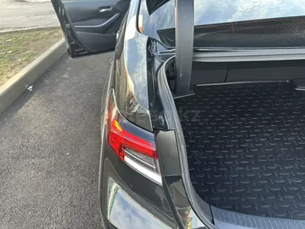 Toyota Corolla 2022 года за 9 050 000 тг. в Алматы – фото 22