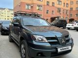 Mitsubishi Outlander 2004 годаүшін4 300 000 тг. в Актау