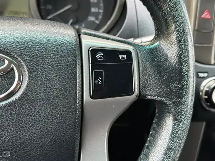 Toyota Land Cruiser Prado 2011 года за 13 990 000 тг. в Актобе – фото 15