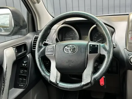 Toyota Land Cruiser Prado 2011 года за 13 990 000 тг. в Актобе – фото 6