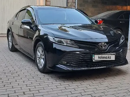 Toyota Camry 2019 года за 13 500 000 тг. в Алматы