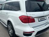 Mercedes-Benz GL 500 2015 года за 16 500 000 тг. в Алматы – фото 4